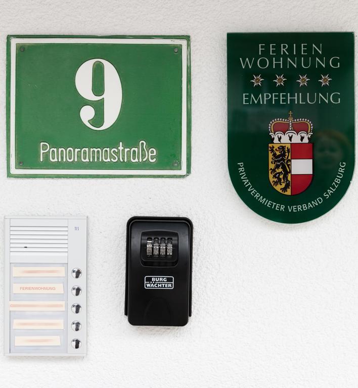 Haus Am Weinberg Apartment Seekirchen am Wallersee Bagian luar foto